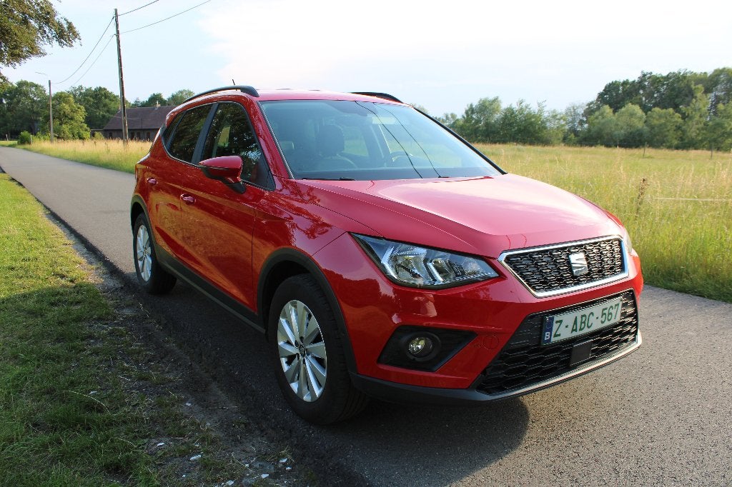 Seat Arona 1.0 TGI / 50000km / 2020 / Euro6 /sportzetels, Auto's, Handgeschakeld, Particulier, SUV of Terreinwagen, 999 cc
