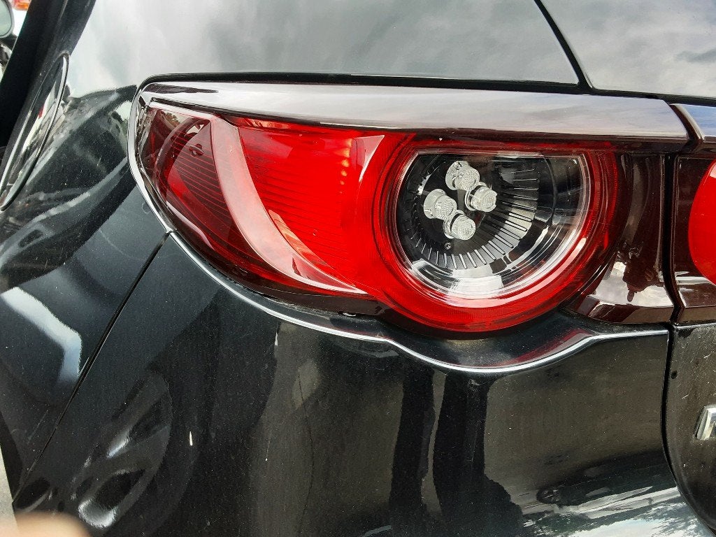 ACHTERLICHT LINKS Mazda 3 Sport (BP) (01-2018/-), Auto-onderdelen, Hitdorfer Straße 73
51371  Leverkusen, DE, Gebruikt, Mazda