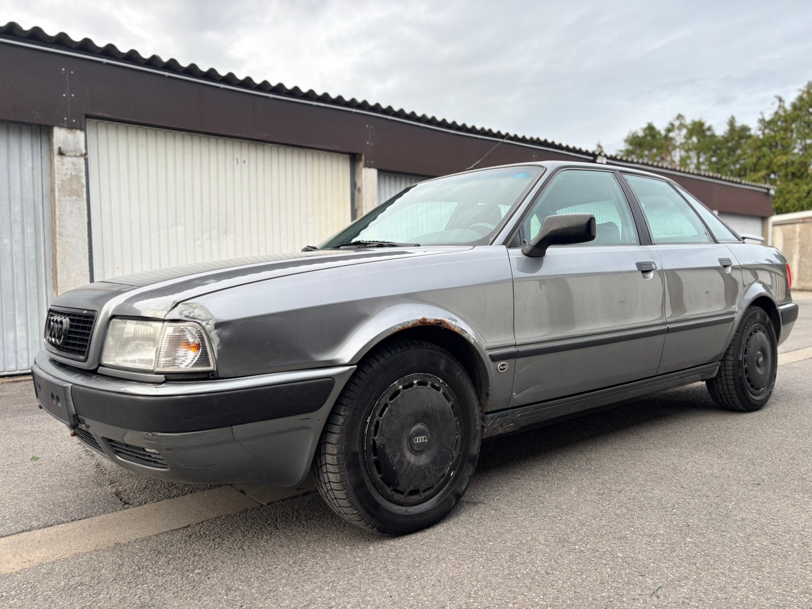 Audi 80 -1.6 Essence -269 000 Km- Véhicules anciens - Export, Argent ou Gris, Achat, Phares antibrouillard, Noir