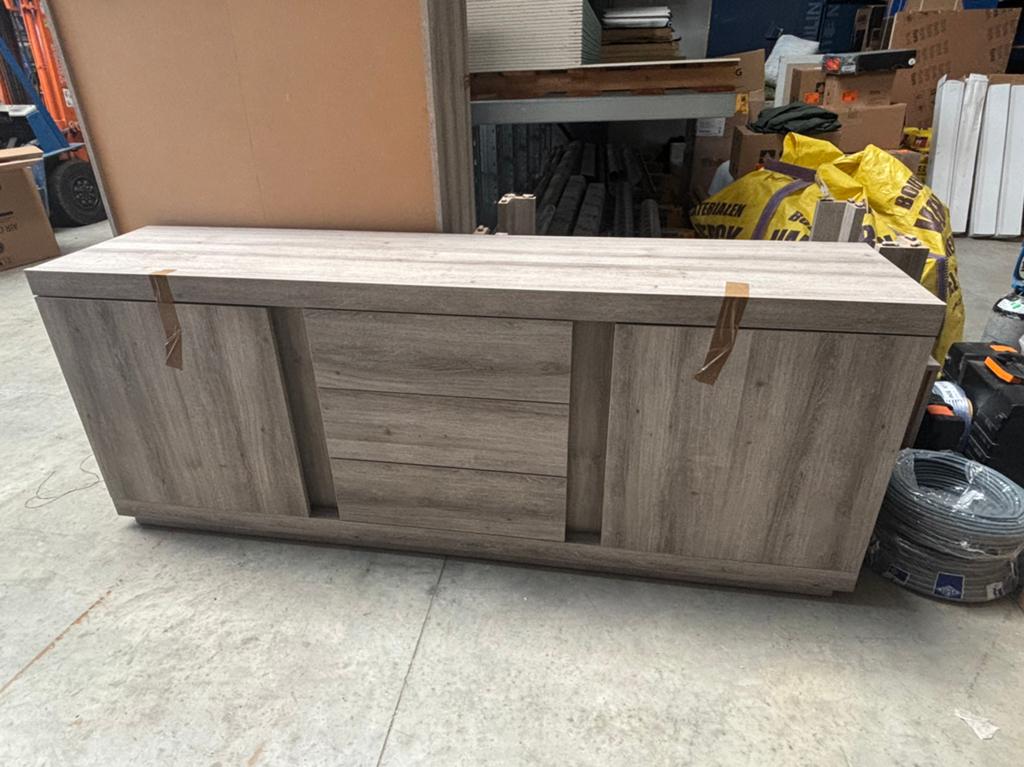 Ensemble de mobilier complet, Enlèvement