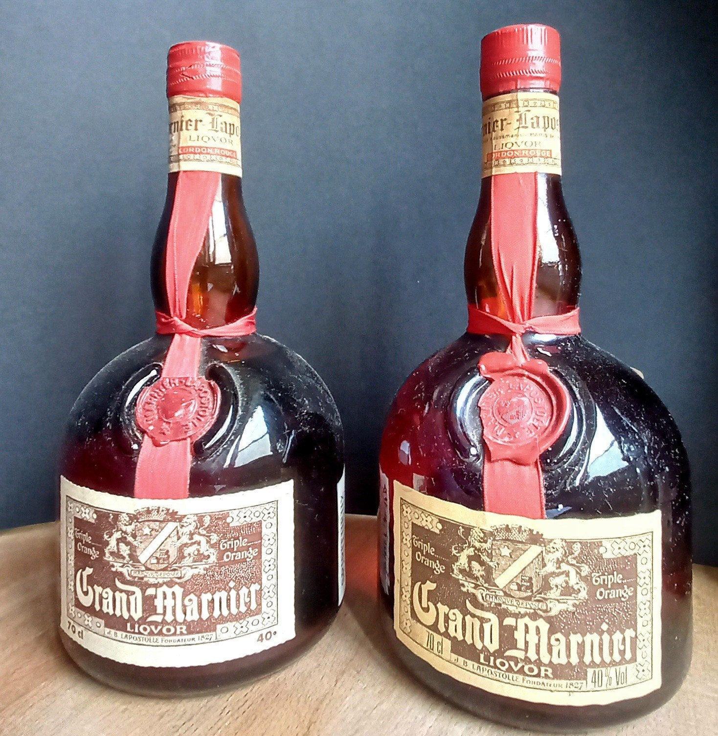2 flessen Grand-Marnier. Ouderen, Verzamelen, Ophalen of Verzenden