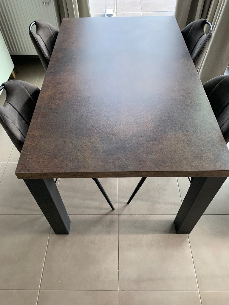 Moderne rechthoekige tafel voor met 6 personen aan te zitten, Huis en Inrichting, Tafels | Eettafels, Ophalen, Overige materialen