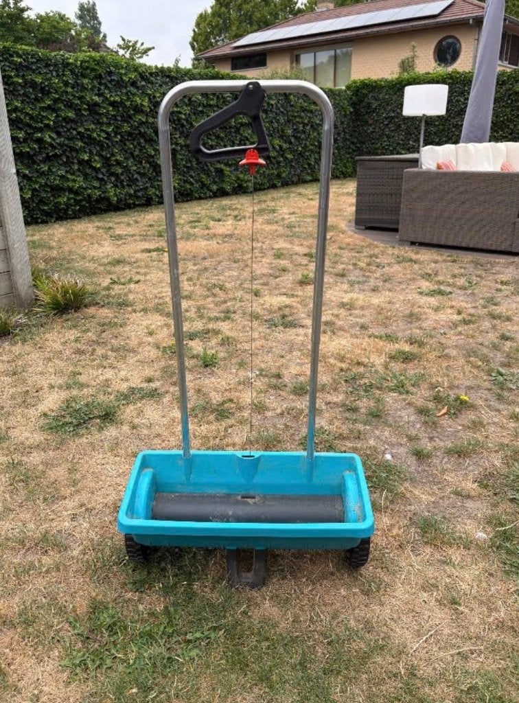 Gardena meststofstrooier, Tuin en Terras, Hand-tuingereedschap, Ophalen, Gebruikt, Overige soorten, Gardena