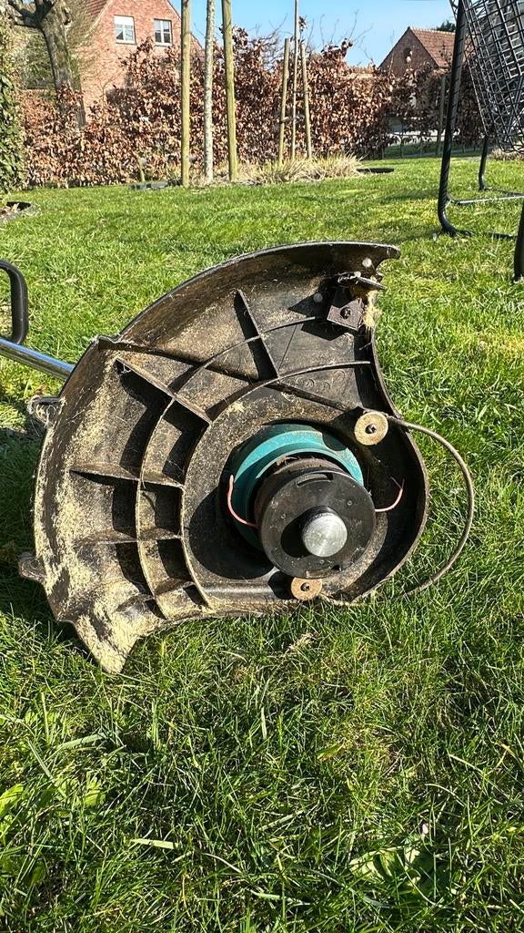 Makita trimmer, Jardin & Terrasse, Coupe-bordures, Enlèvement, Utilisé, 30 à 50 cm, Électrique