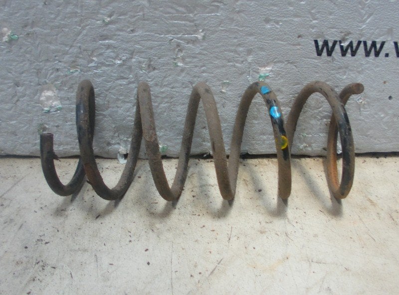 RESSORT DE SUSPENSION ARRIERE Ford Ka II (01-2008/05-2016), Henry-Ford-Straße  1
50735  Köln, DE, Ford-Werke GmbH, Kunden@ford.com