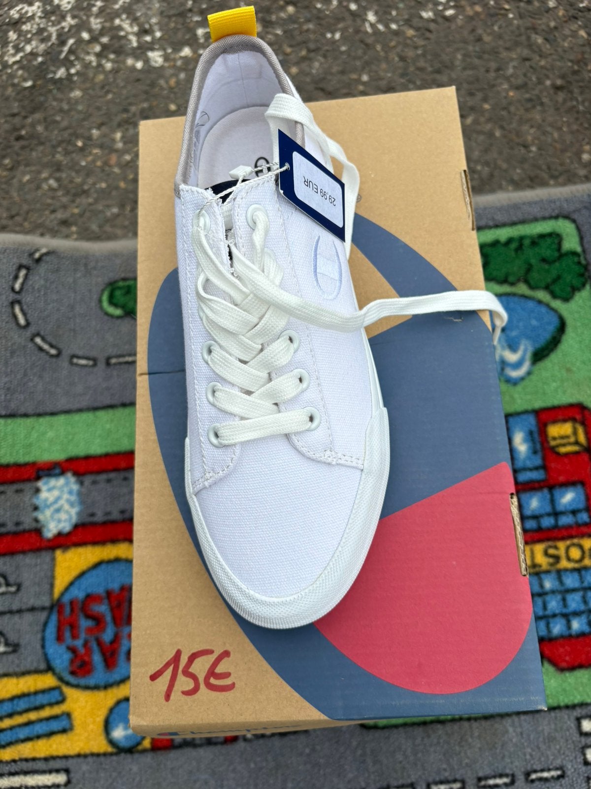 Sneakers champion, Ophalen of Verzenden, Zo goed als nieuw, Sneakers
