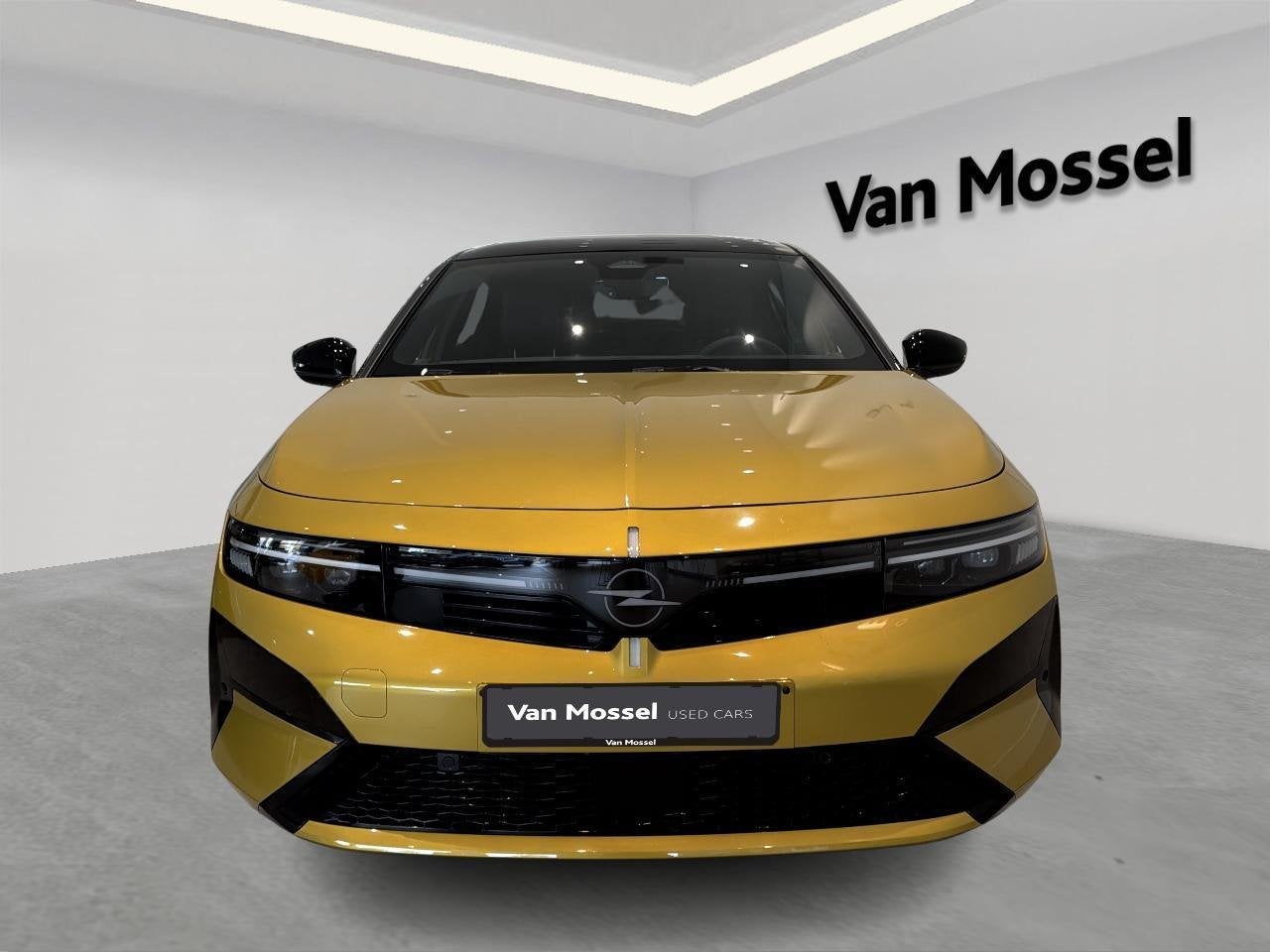 Opel Astra 1.2 Turbo MHEV 107kW Ultimate DCT // NRM-DEMO, Auto's, Stof, Gebruikt, 145 pk, 110 g/km