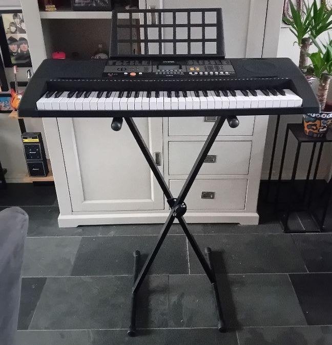 Keyboard/Piano, Musique & Instruments, Enlèvement, Comme neuf, 61 touches