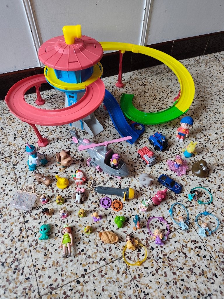 Lot jouets divers, Enfants & Bébés, Jouets | Figurines, Enlèvement ou Envoi