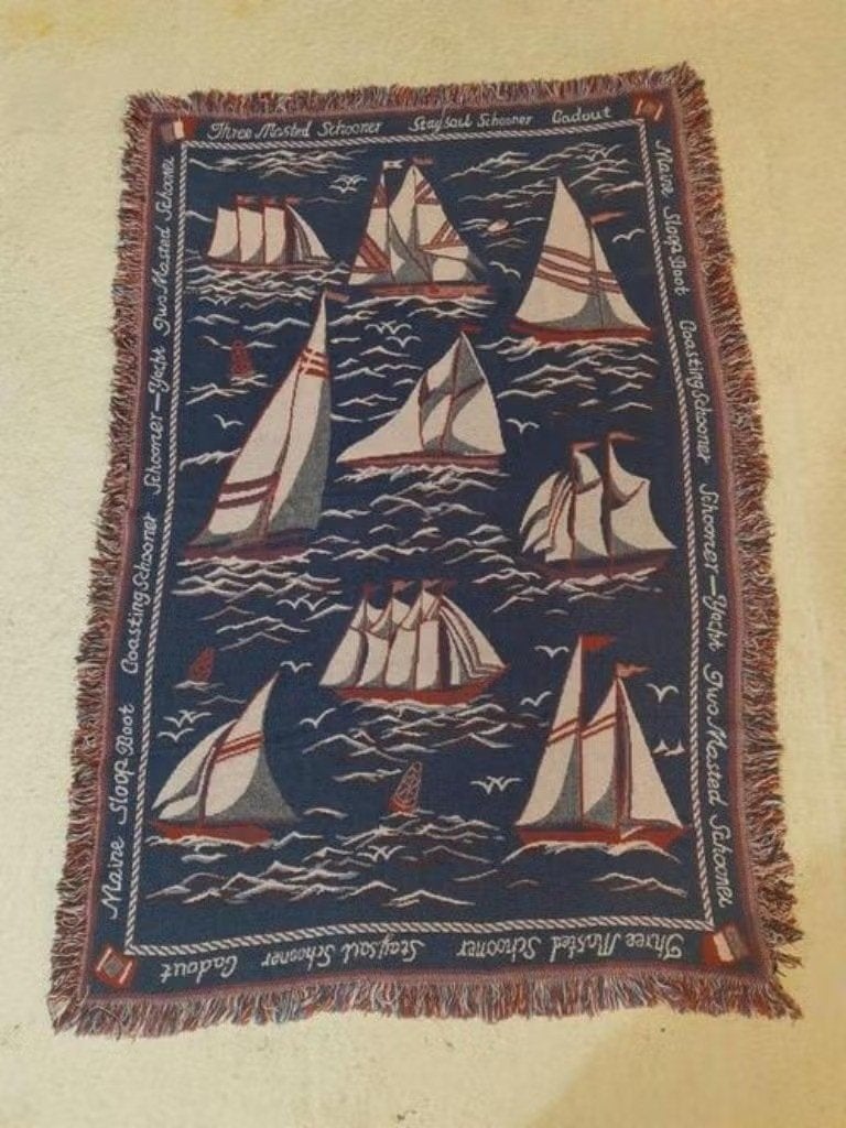 GFL53 Grand foulard zeilschepen blauw rood reversibe 150/100, Maison & Meubles, Enlèvement ou Envoi, Comme neuf, Plaid, Bleu