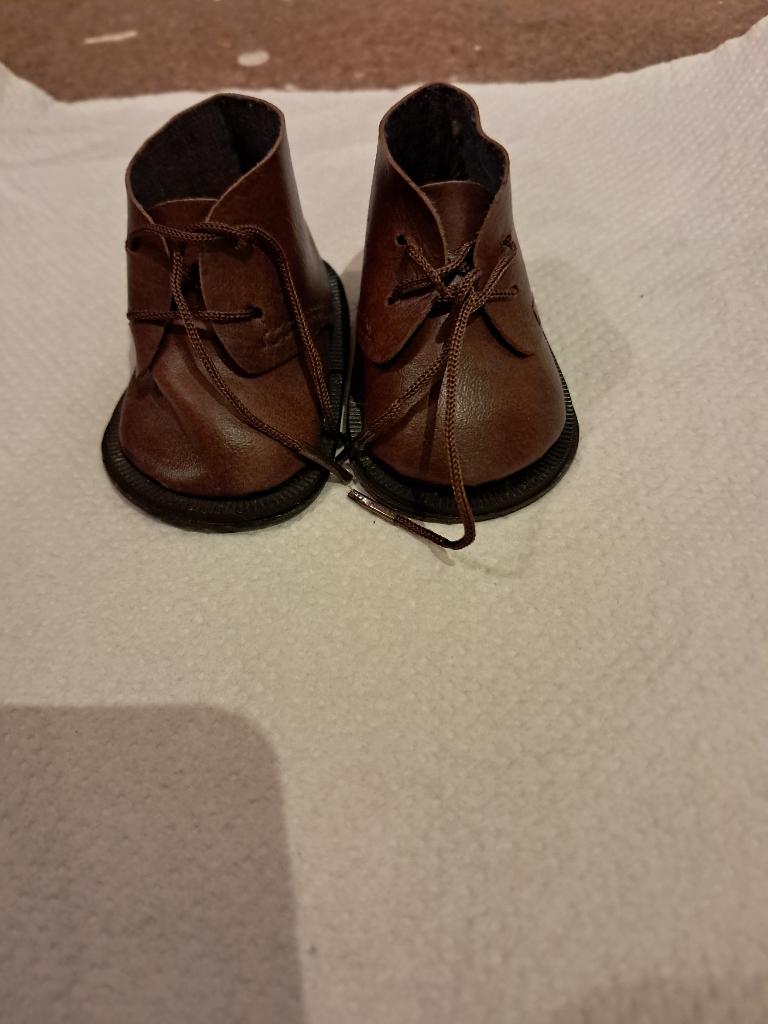 Une paire de chaussures à lacets., Enlèvement, Neuf, Accessoires