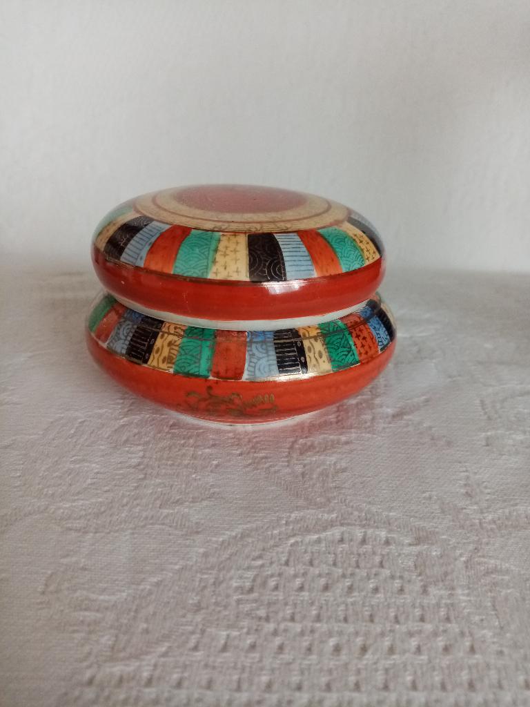 Boite à bijoux en porcelaine Nagoya japonaise 1930s, Enlèvement ou Envoi