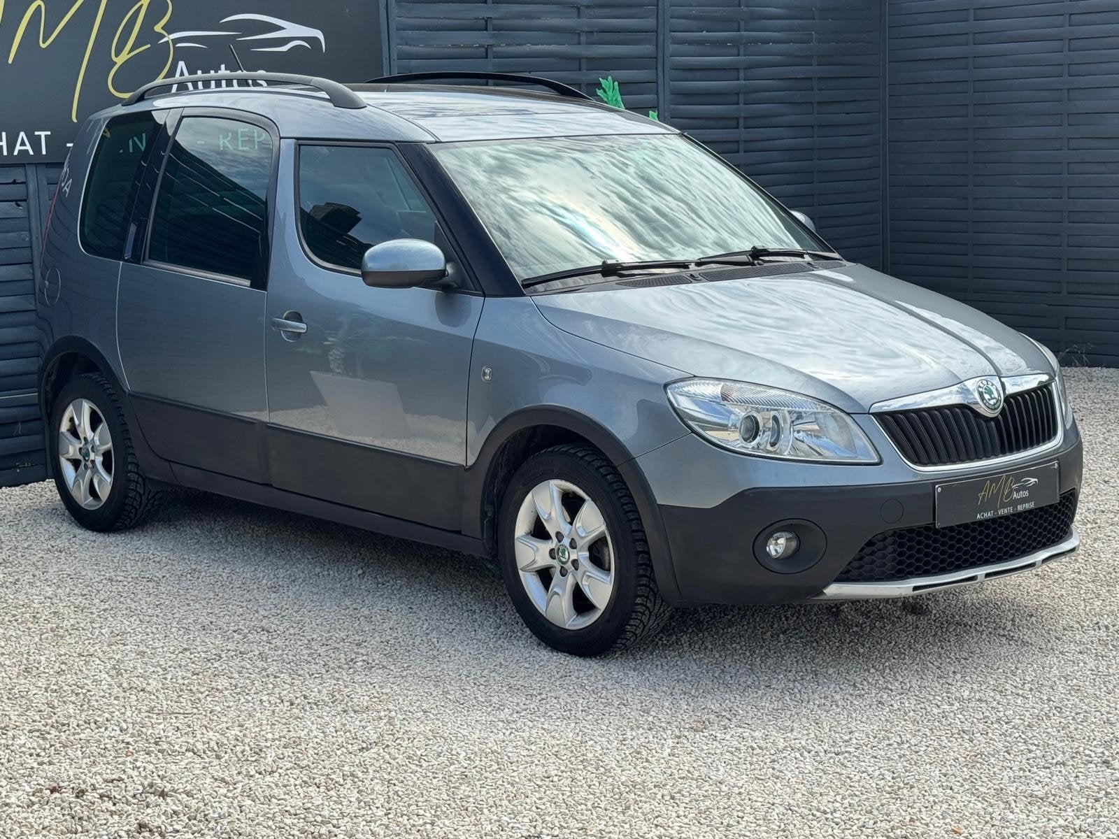 Skoda Roomster 1.2 TSI */*AUTOBOX+CARPLAY+PANODAK */*, Auto's, Zwart, 4 cilinders, Roomster, Bedrijf