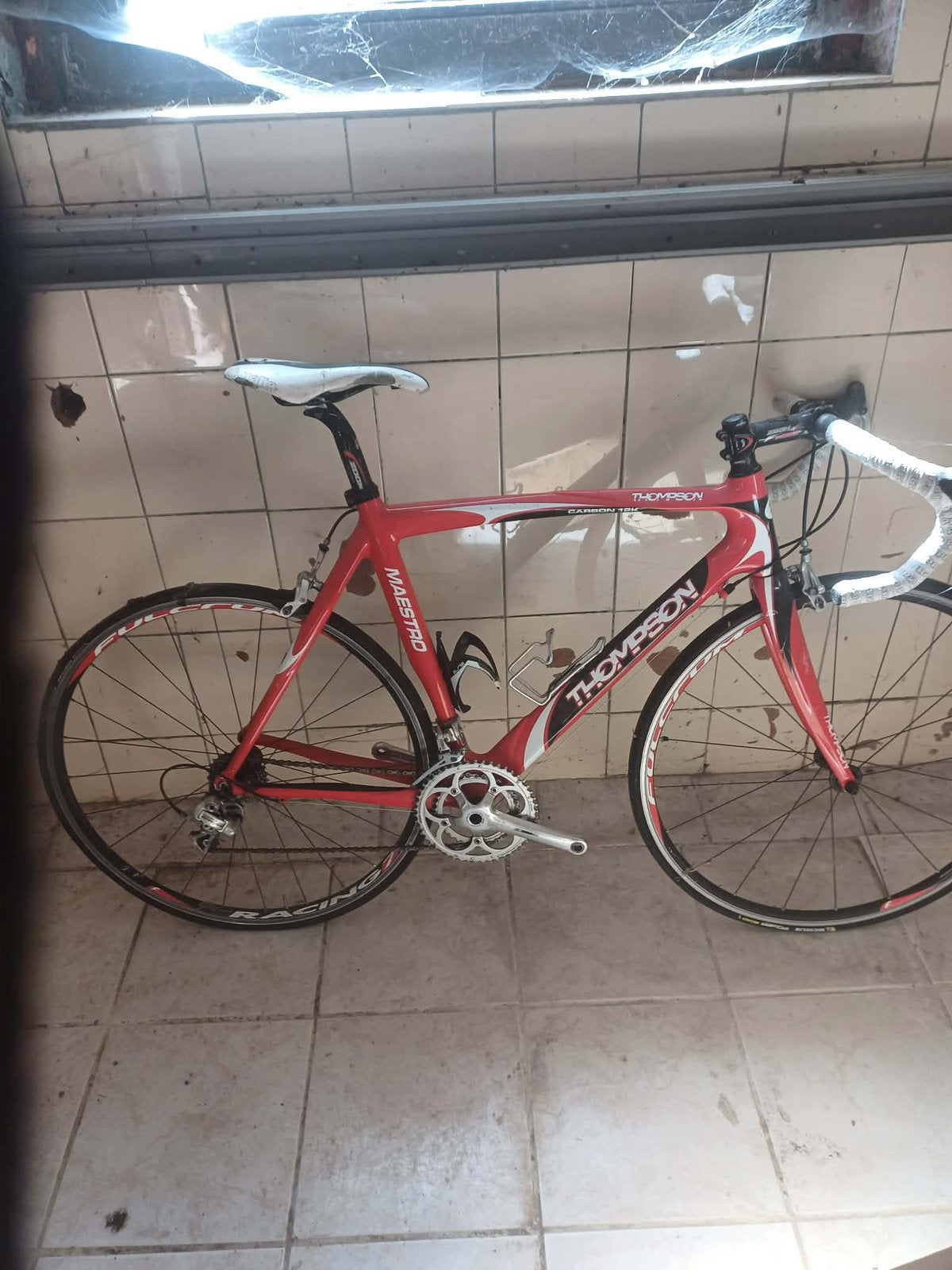 Thompson racefiets, Ophalen, Zo goed als nieuw, Carbon