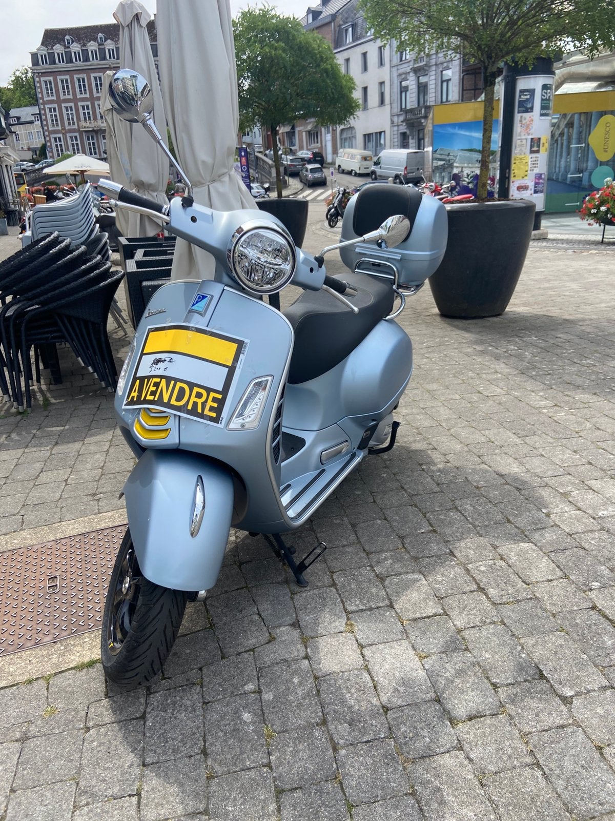 Vespa 125 gts, Vélos & Vélomoteurs, Scooters | Vespa, Enlèvement, Comme neuf