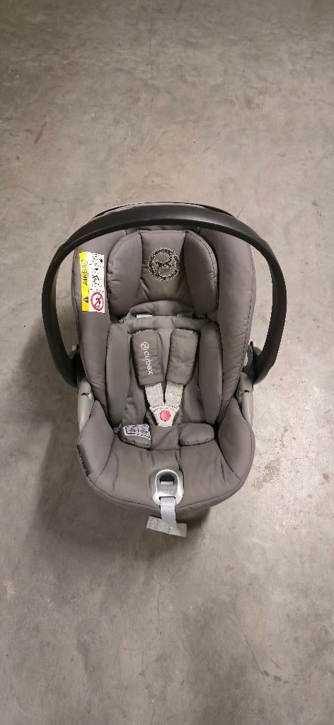 Cybex Cloud Z I-Size babydrager / autostoel, Overige merken, Verstelbare rugleuning, Gebruikt, Ophalen of Verzenden