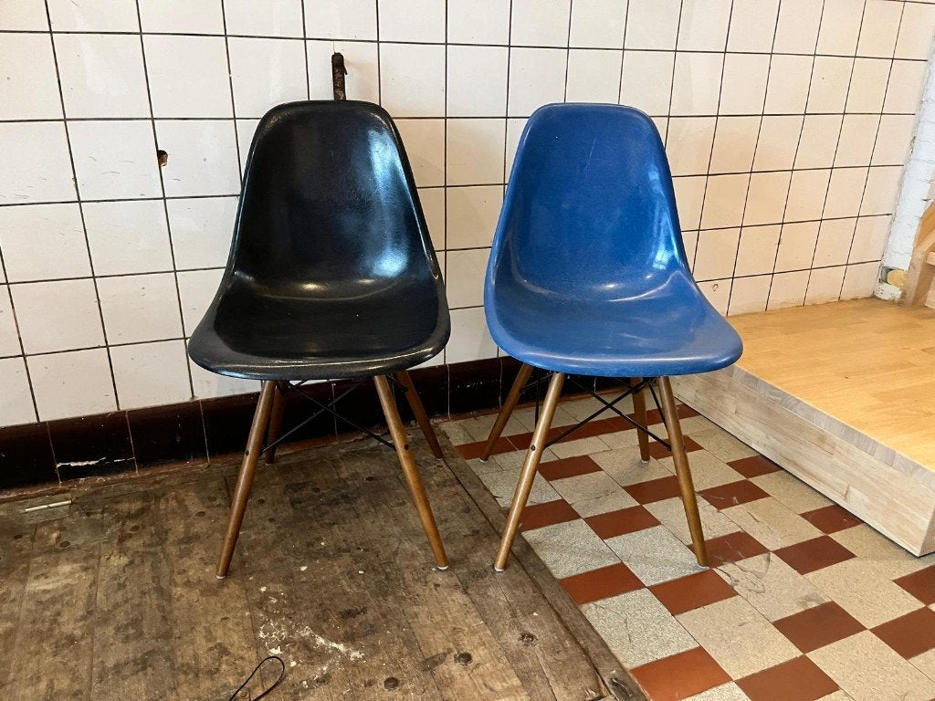 Eames DSW fiberglass, Ophalen