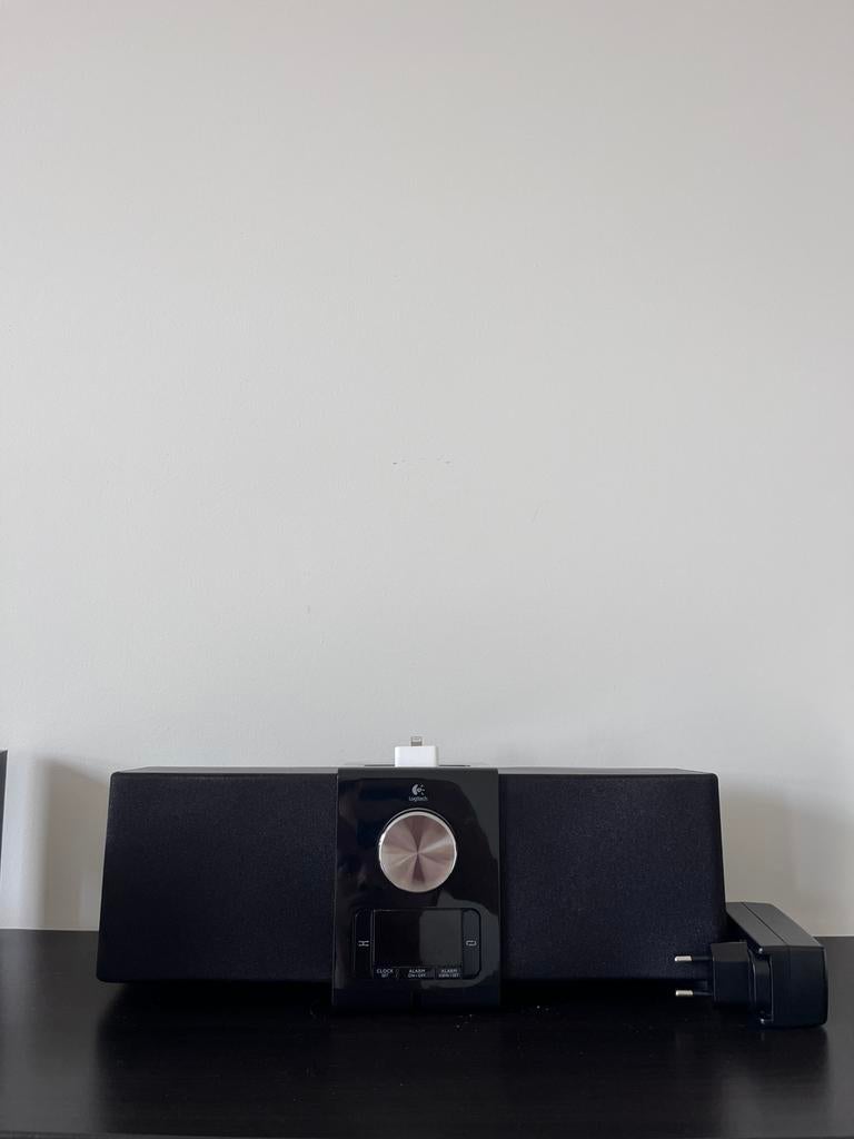 Logitech Pure-Fi Express Plus speakerdock IPhone/IPod, Audio, Tv en Foto, Luidsprekerboxen, Ophalen of Verzenden