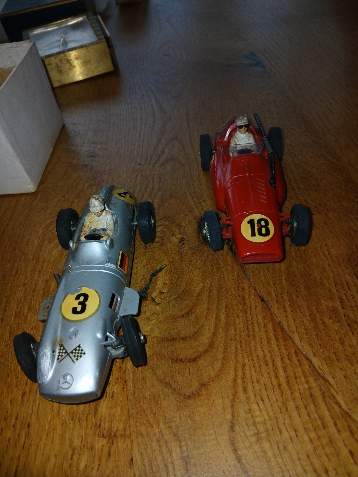 2 raceauto  uit 1954. marklin. vintage, Antiek en Kunst, Antiek | Speelgoed, Ophalen of Verzenden