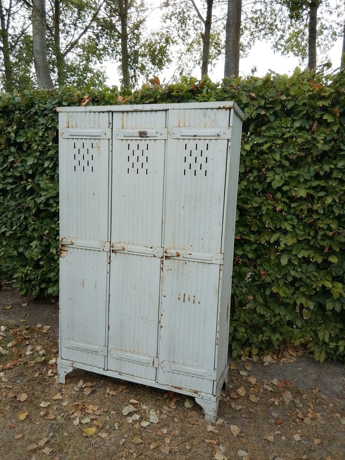 3 deurs locker Longini, Ophalen