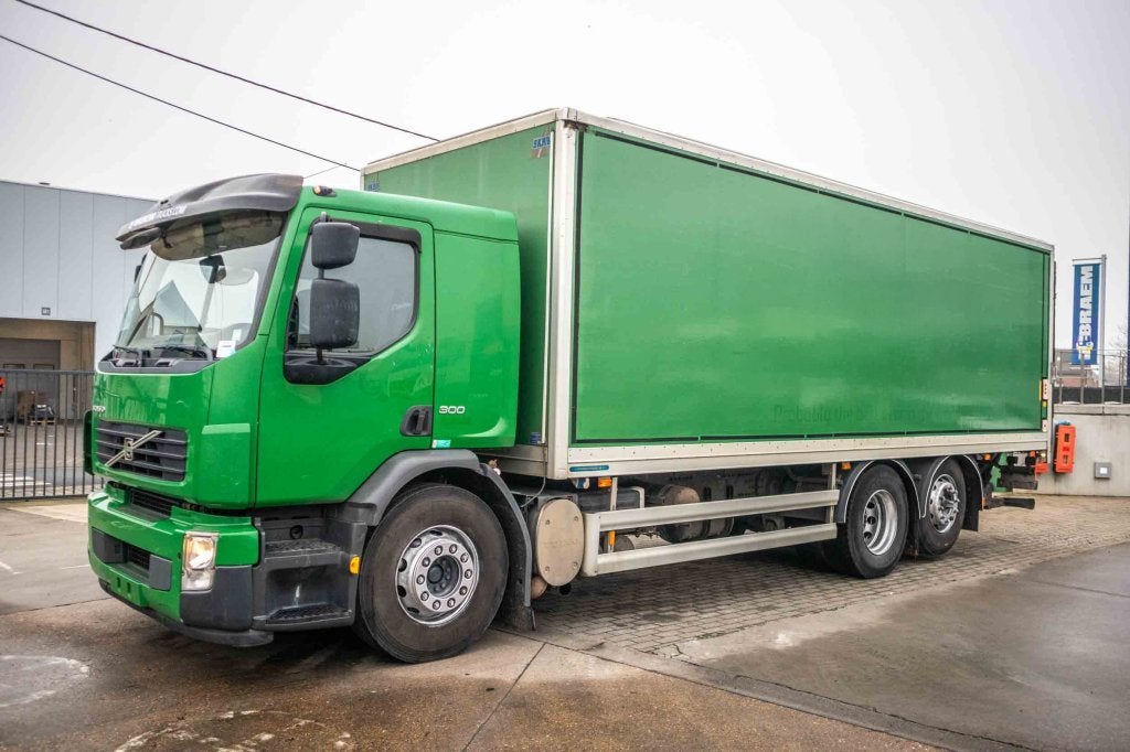 Volvo FE 300-6x2 (bj 2009), Auto's, Vrachtwagens, Bedrijf, Te koop, Airconditioning, Elektrische ramen, Volvo, Diesel, Euro 5