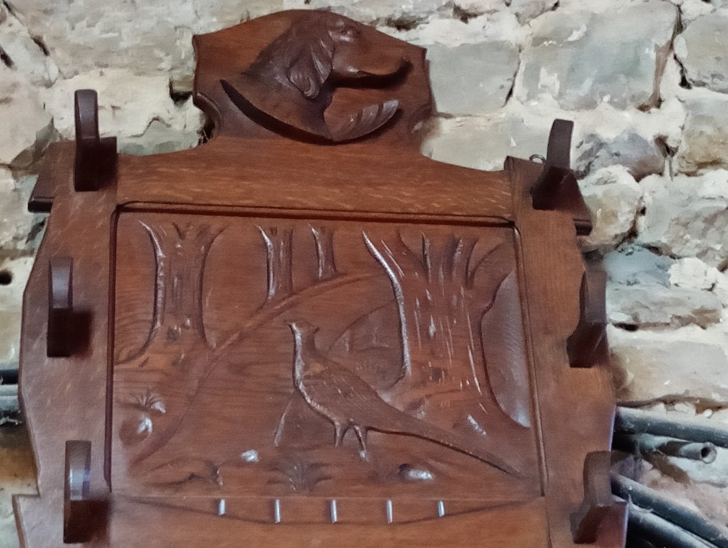 Porte fusil en bois, Enlèvement