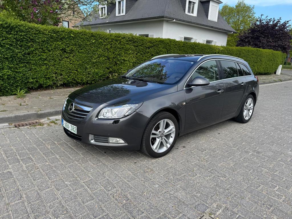 Opel Insignia 2.0 Diesel Euro 5 Export/Handelaar, Autos, Opel, Euro 5, Achat, Boîte manuelle, 5 portes