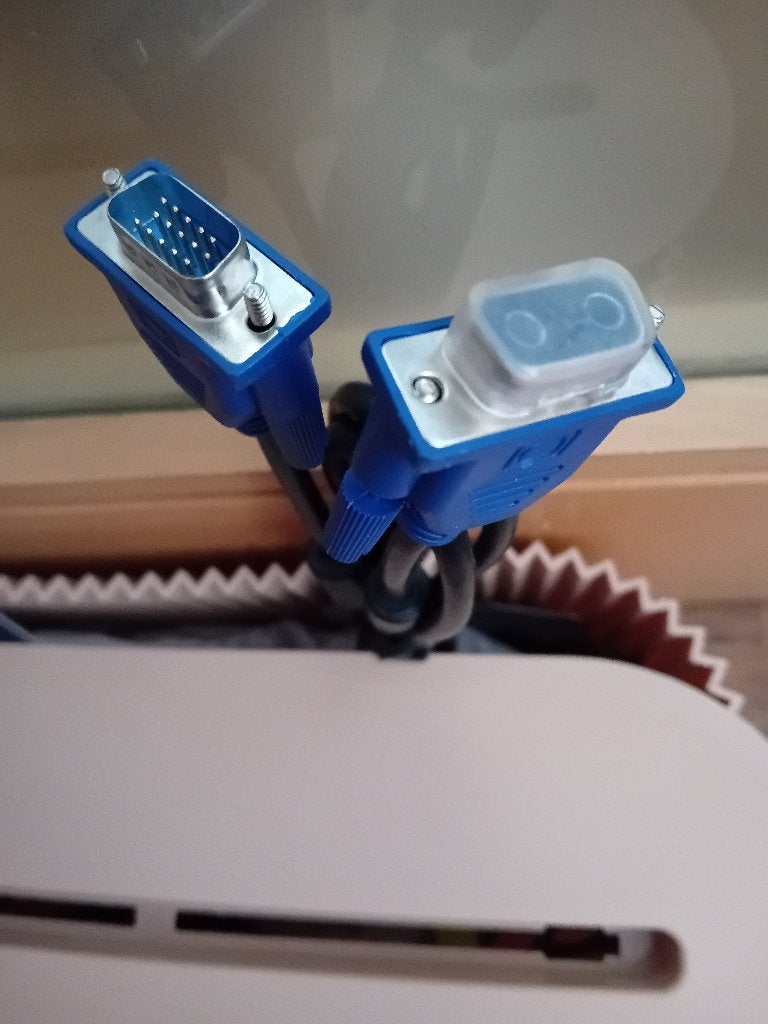 Cable VGA to VGA, Informatique & Logiciels, Pc & Câble réseau, Enlèvement, Neuf