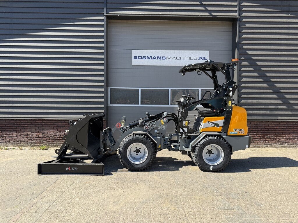 Giant G1500 L X-tra minishovel NIEUW €540 LEASE, Tobroco, Info@tobroco.nl, Sprendlingenstraat 57
5061 KM  Oisterwijk, NL, Chargeuse sur pneus ou Chouleur