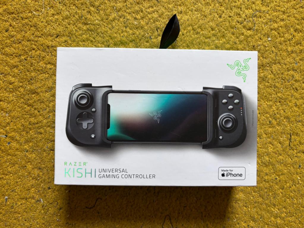 Razer Kishi Gaming controller for iOS, Games en Spelcomputers, Spelcomputers | Xbox | Accessoires, Ophalen of Verzenden, Zo goed als nieuw
