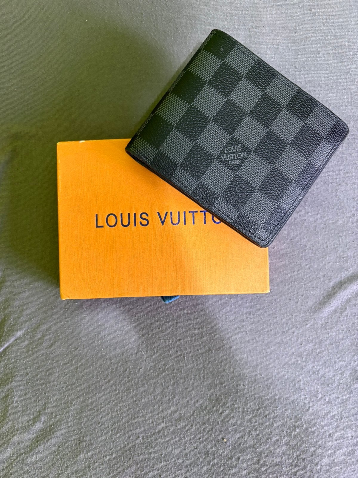 Portefeuille Louis Vuitton, Bijoux, Sacs & Beauté, Autres marques, Cuir, Enlèvement ou Envoi, Comme neuf