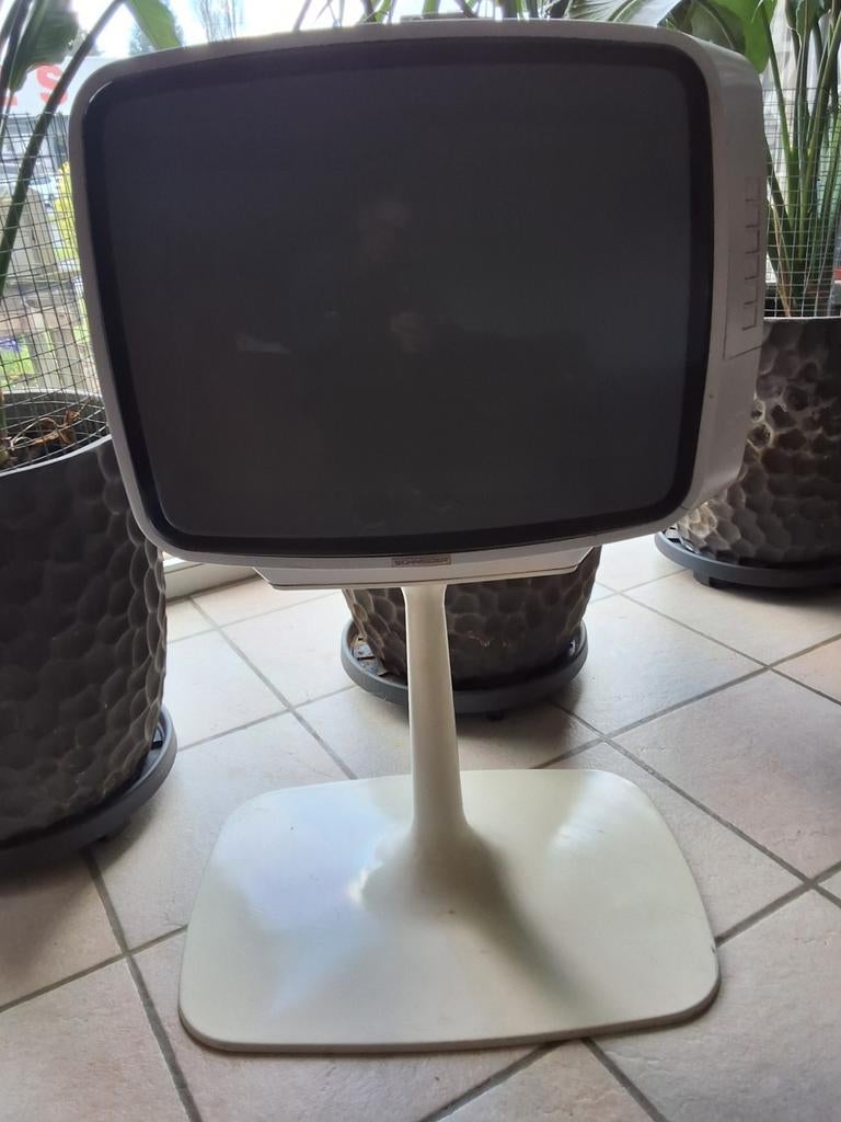 TV vintage pour déco, Enlèvement