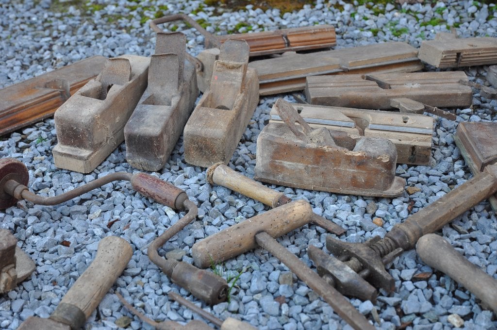 vieux outils de menuisier, Enlèvement