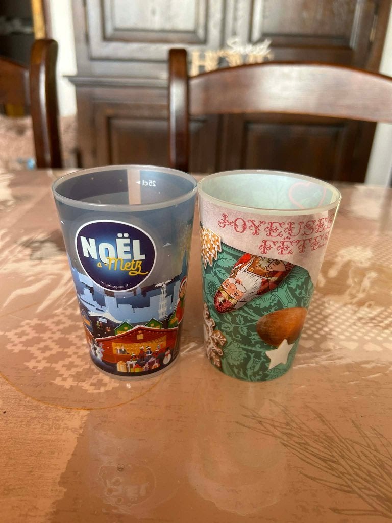 Lot de deux gobelets de Noël, Divers, Enlèvement, Comme neuf