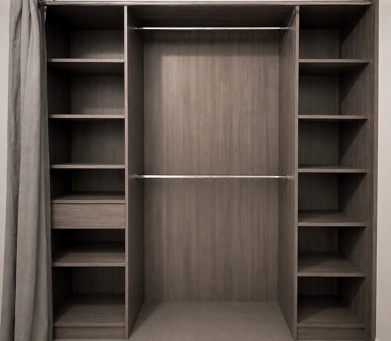 Grote kleedkamer, zeer ruim, Ophalen, 200 cm of meer, 150 tot 200 cm, Zo goed als nieuw