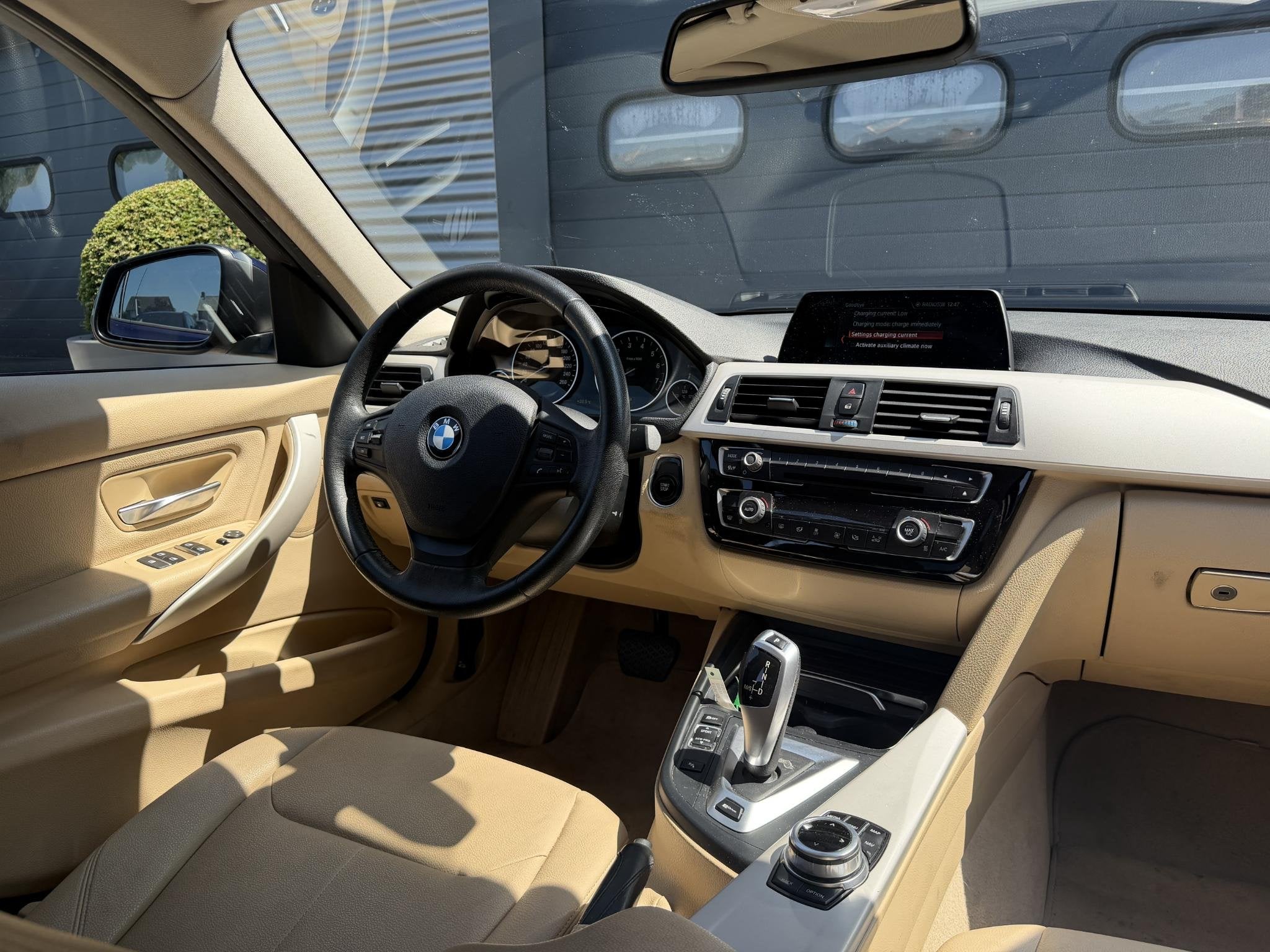 BMW 3-serie 330e High Executive (automatique), 8 kWh, Achat, Entreprise, Hybride rechargeable