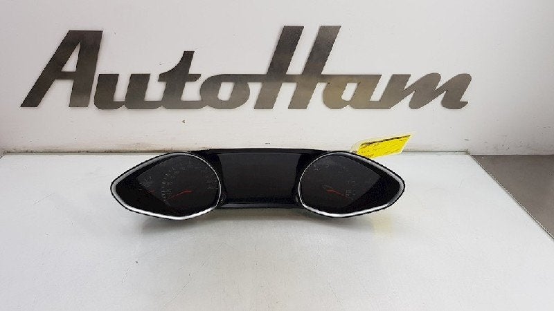 INSTRUMENTS DE BORD Peugeot 308 SW (L4 / L9 / LC / LJ / LR), Kontakt-peugeot@peugeot.com, Utilisé, Peugeot Deutschland GmbH, Bahnhofsplatz
65423  Rüsselsheim, DE