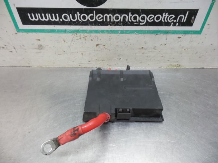 Boîte à fusibles d'un Ford Fiesta (Fiesta 01-), -, -, -, Enlèvement ou Envoi
