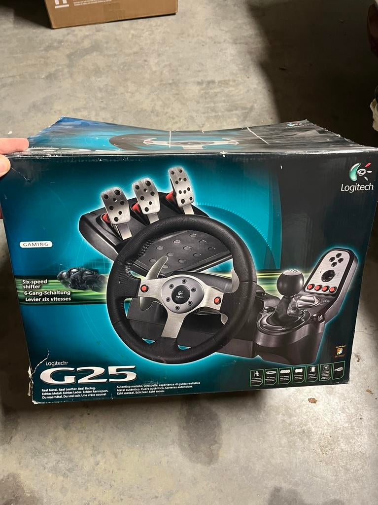 Logitech G25, Enlèvement, Utilisé