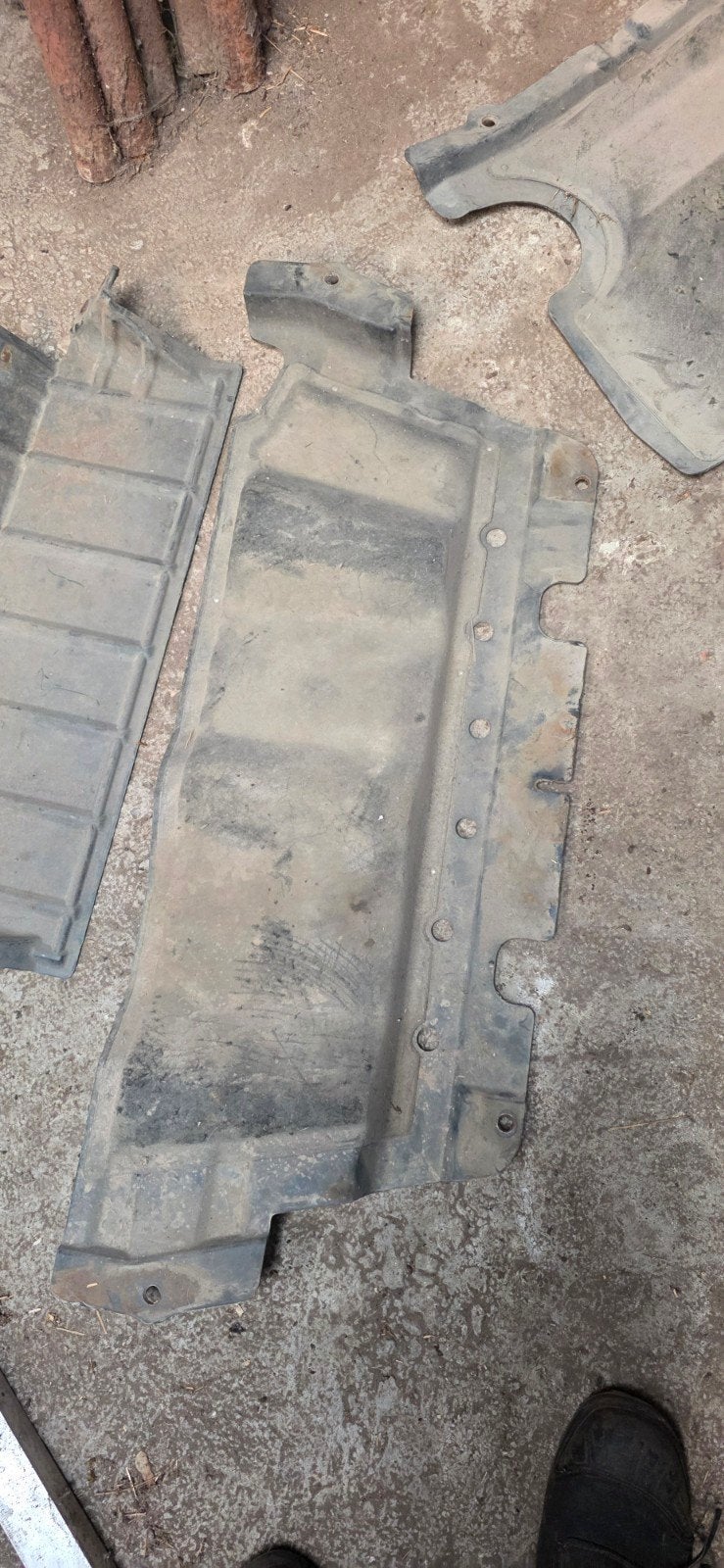 Originele bodemplaat nissan patrol y61, Auto-onderdelen, Carrosserie, Ophalen, Nissan