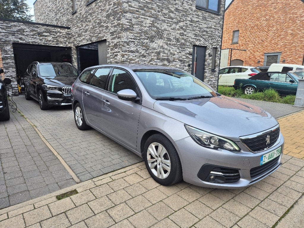 Peugeot 308SW 1.2benzine 2021 I-cockpit AC Navi GARANTIE, Autos, Argent ou Gris, Achat, 1281 kg, Euro 6