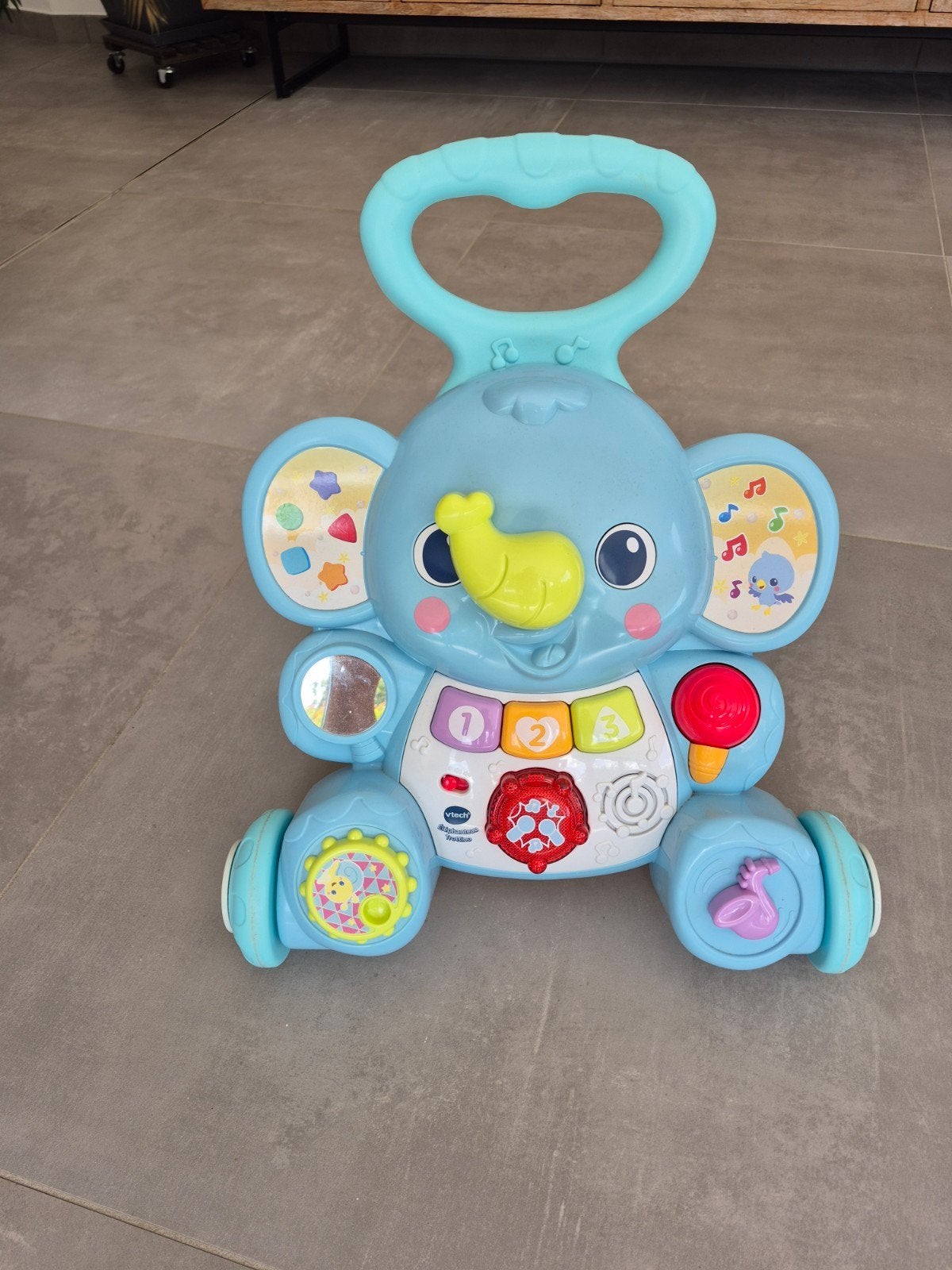 trotteur éléphanteau musical, Enlèvement, Utilisé, Autres types, Avec lumière