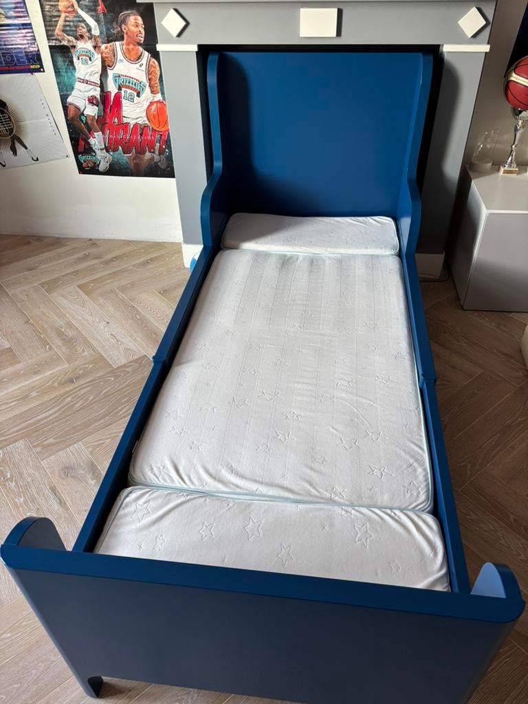 Lit extensible IKEA BUSUNGE + Matelas VYSSA SOMNAT, Enfants & Bébés, 180 cm ou plus, 85 à 100 cm, Comme neuf, Enlèvement