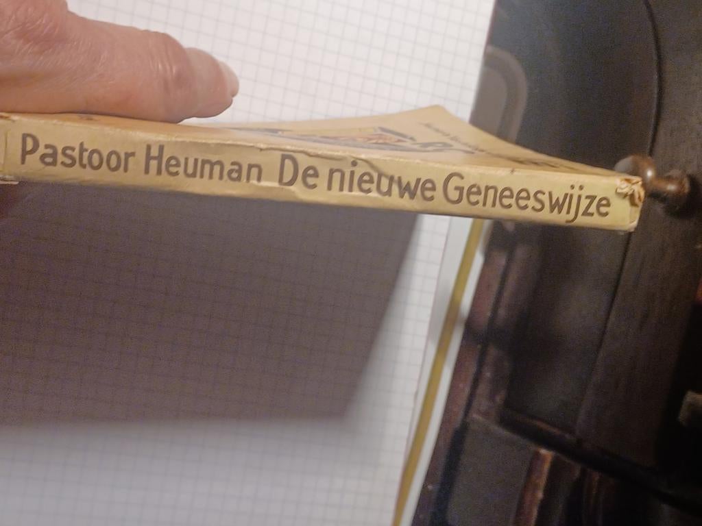 Pastoor Heuman, de nieuwe Geneeswijze, met prijslijst medica, Ophalen of Verzenden