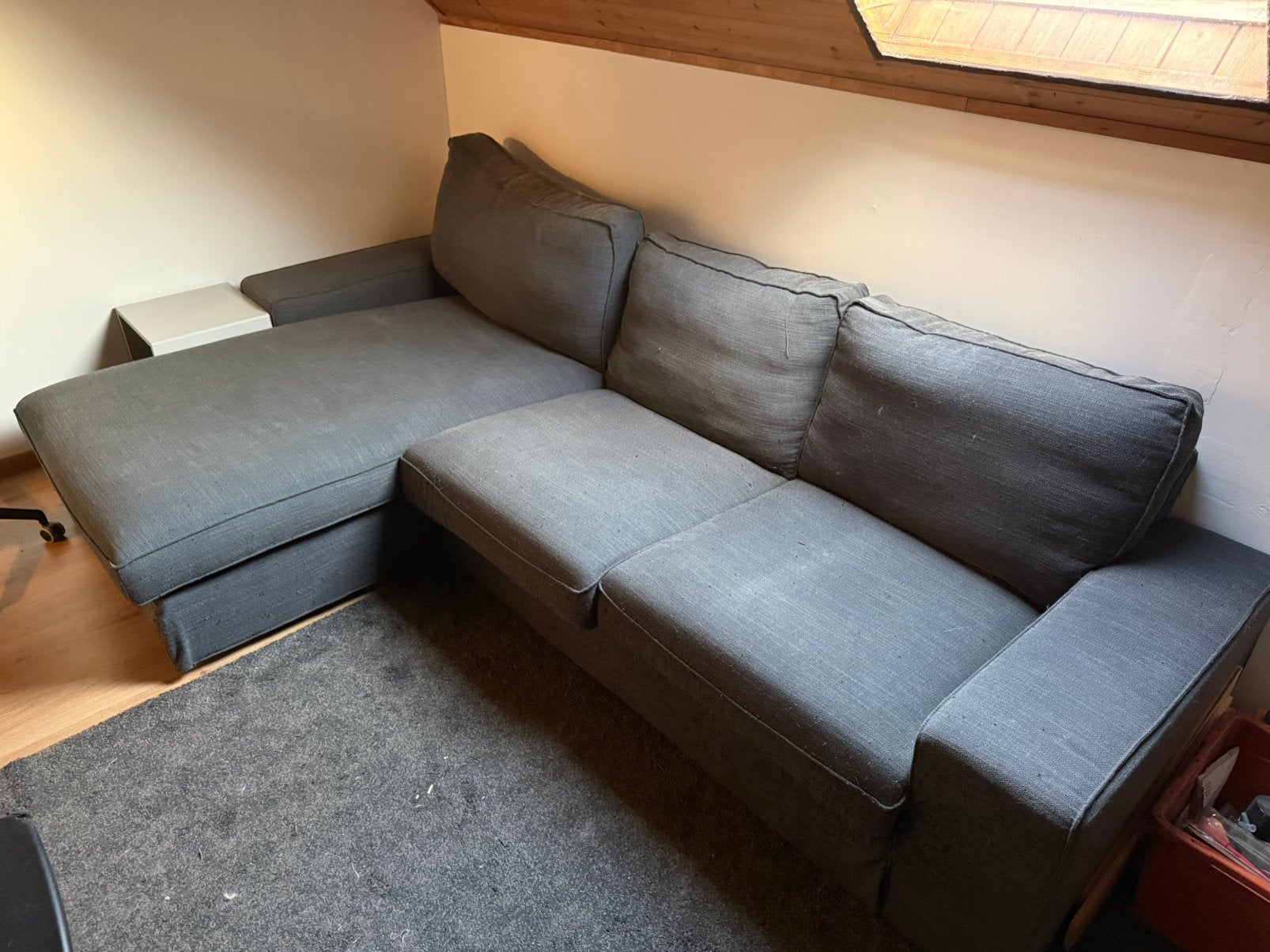 L-vormige grijze zetel, Huis en Inrichting, Ophalen, Gebruikt, Stof