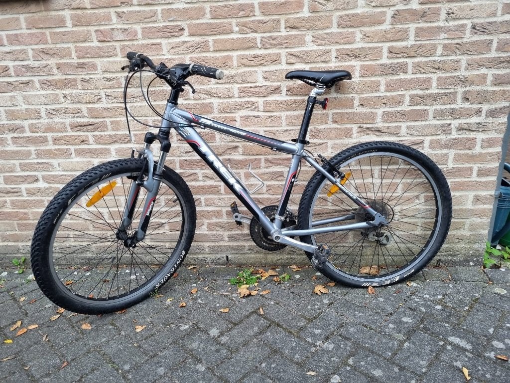 Trek mountainbike 10-14j, Fietsen en Brommers, Ophalen, Velgrem, Versnellingen, Trek
