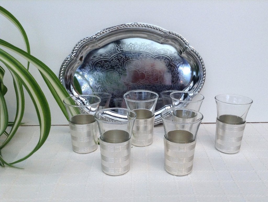 6 verres à liqueur vintage dans des support inoxydable, Collections, Verres & Petits Verres, Comme neuf, Verres et Verres à shot