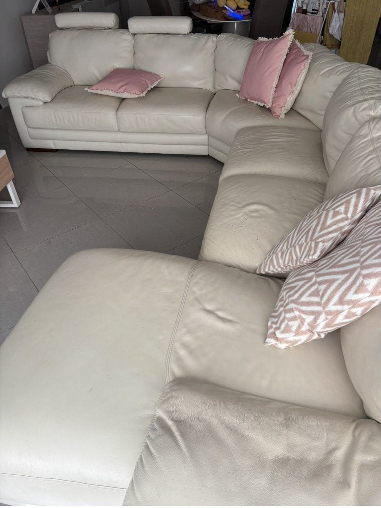 Salon tournant en cuir blanc, Maison & Meubles, 150 cm ou plus, Quatre personnes ou plus, Comme neuf, Enlèvement