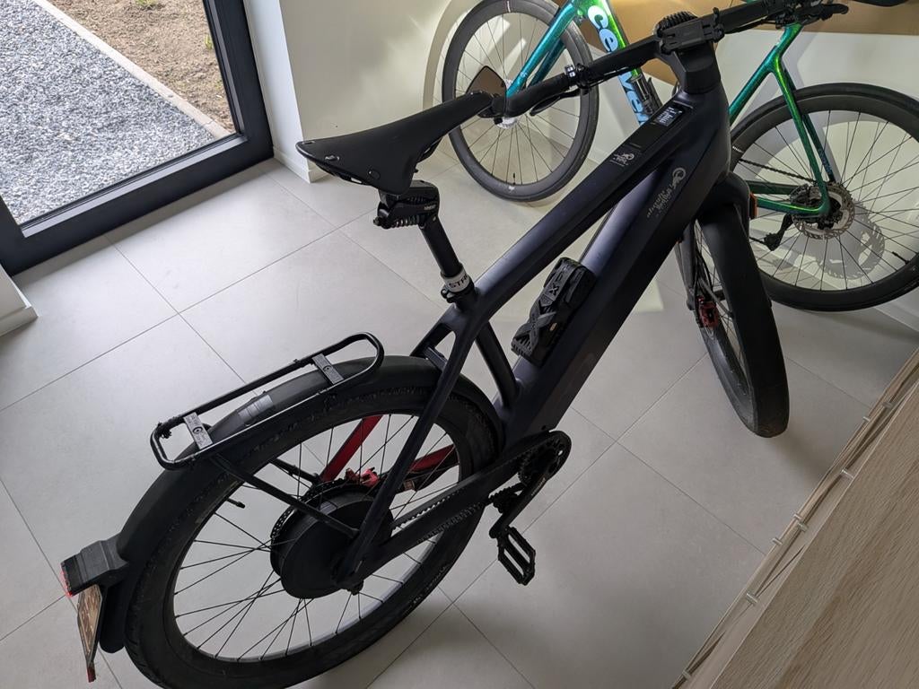 Strömer st7 large red bull edition, Fietsen en Brommers, Ophalen