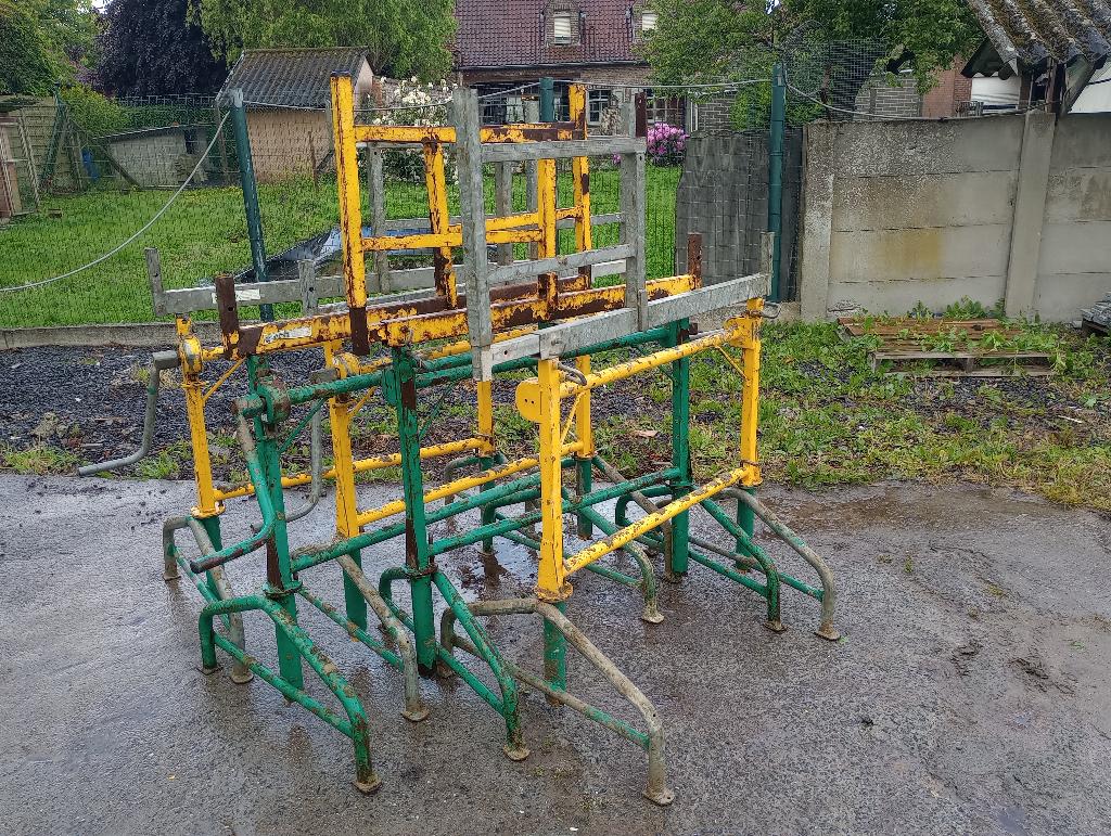 Bouwschragen BATIMAC verstelbaar in hoogte. 5 stuks., Doe-het-zelf en Bouw, Ophalen, Gebruikt, Overige typen, Minder dan 2 meter